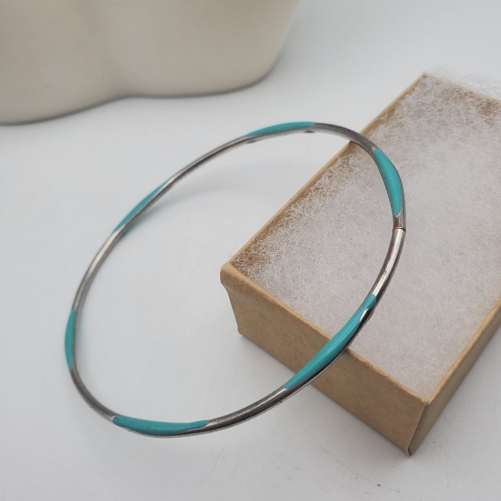 Retro blue and silver disc bangle bracelet slider